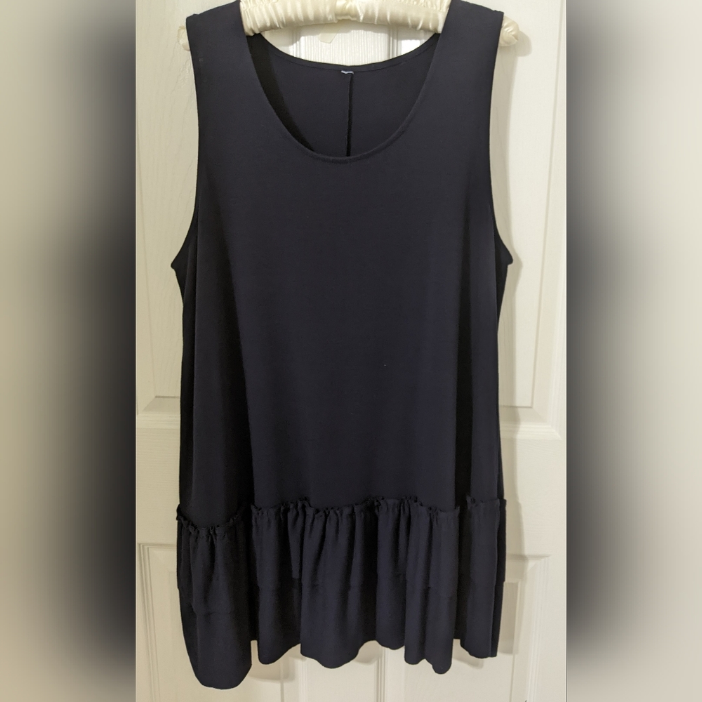 Sleeveless Ruffle Bottom Tunic 2X